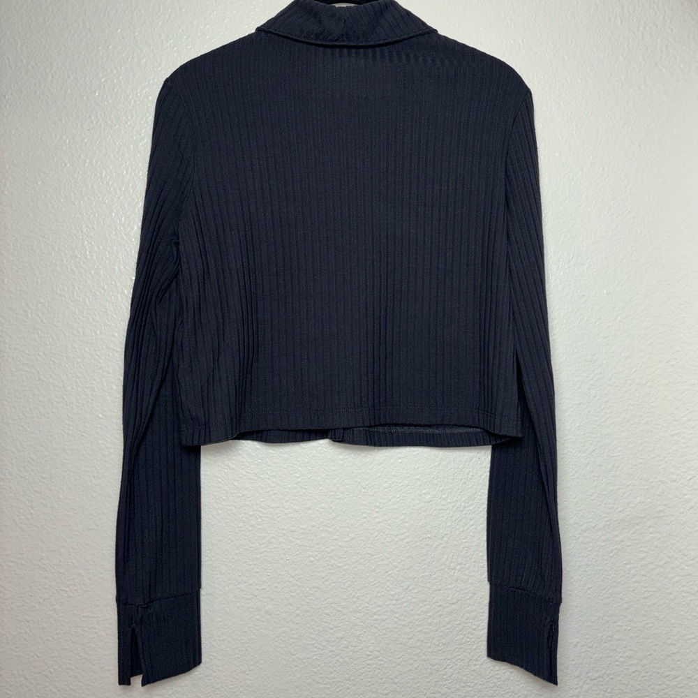 Black Ribbed Button-Front Crop Sweater - Picture 11 of 16